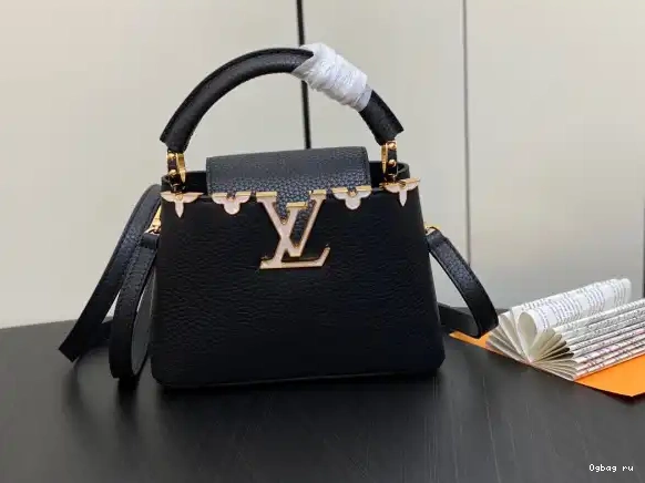 CAPUCINES VUITTON LOUIS BB 0616